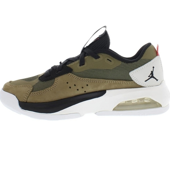 NIKE Jordan Ai 200E Sneaker Woman's Sneakers Size US 11 - Picture 1 of 11